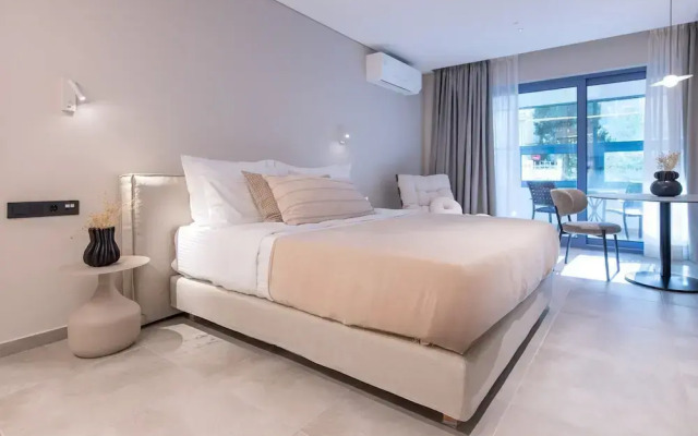 Phaedrus Living Athens Luxury Residences Aurora