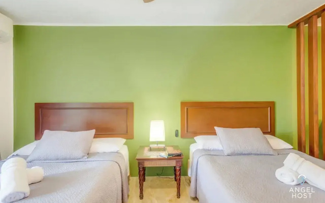 Deluxe Suites at Villas Tropical