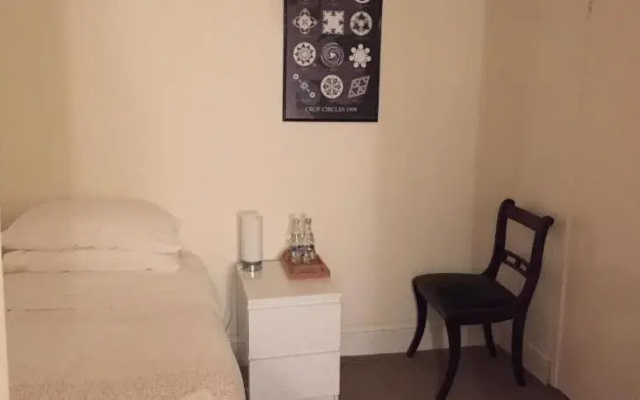 Circles B&B