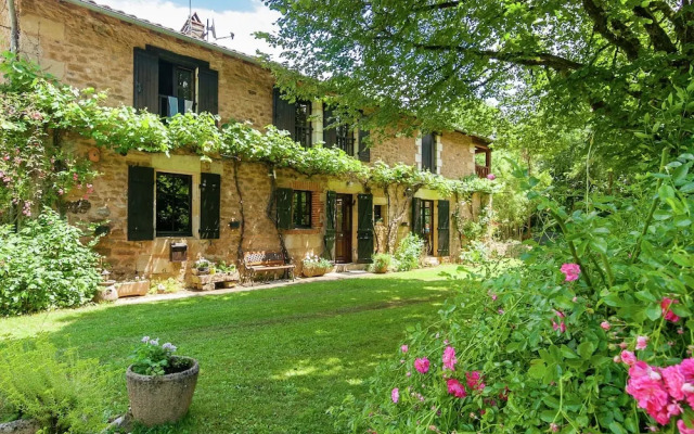 Spacious Farmhouse With Private Heated Pool in a Rustic Garden