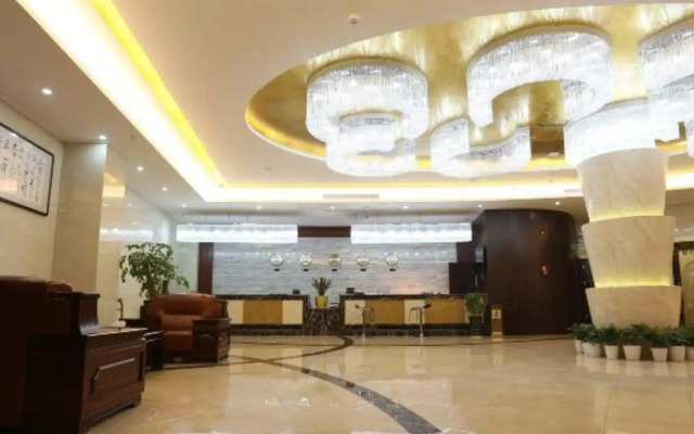 Qinyuan Holiday Hotel
