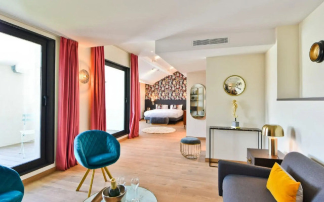 Hotel La Villa Port d Antibes & Spa