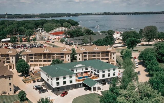 The Inn Hotel Lake Okoboji, an Ascend Collection Hotel