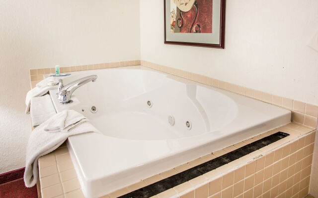 The Highlander Hotel, Ascend Hotel Collection