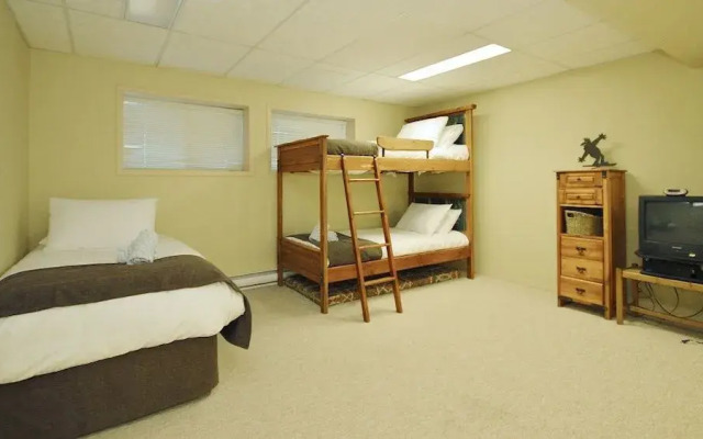 Polar Peak Lodges by Fernie Lodging CO