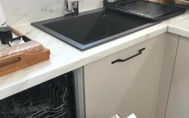 Patrikó-Bright 3-bedroom vacation home, 200m from the beach.