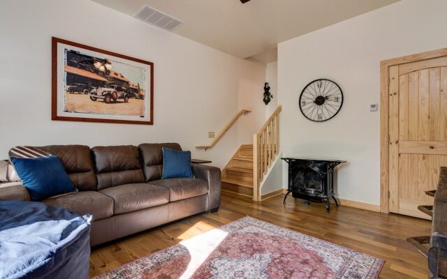 Lakey Gap Lodge - 4 Br Cabin