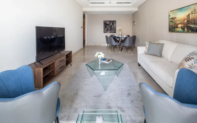 Lavish 3BR With Study in Downtown Dubai