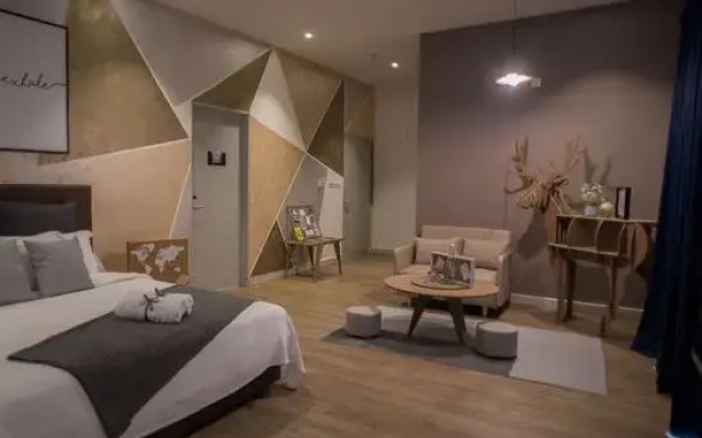 19 Atelier Suites Aeropod