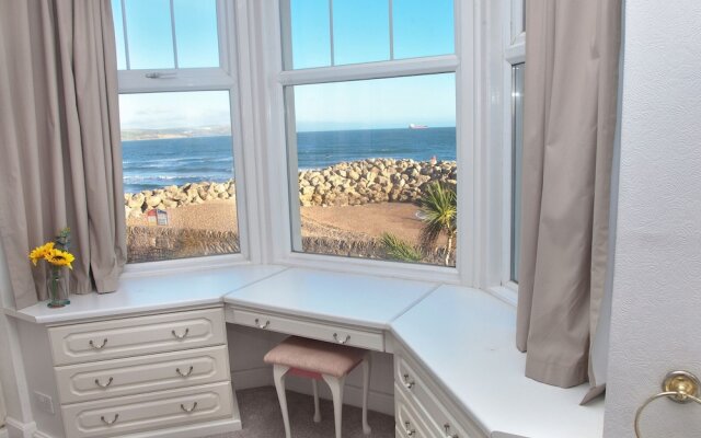 Weymouth Bay Apartment B