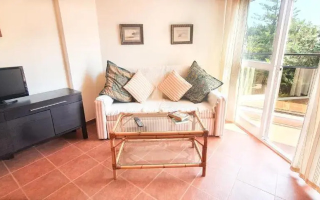 Skol 329 – Spacious Beachfront Studio with Sea Views