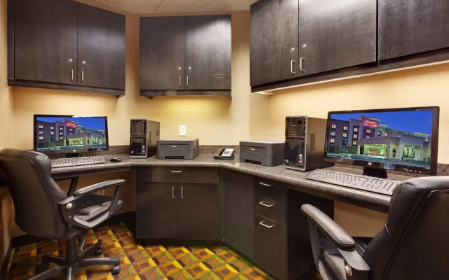 Hampton Inn & Suites Fresno-Northwest