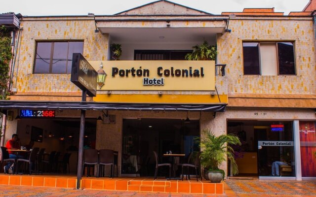 Hotel Porton Colonial