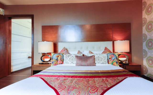 Palette - The Grand Sita