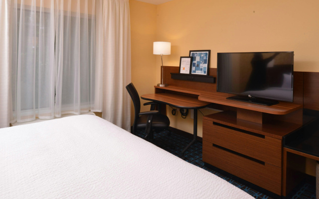 Fairfield Inn & Suites Fremont