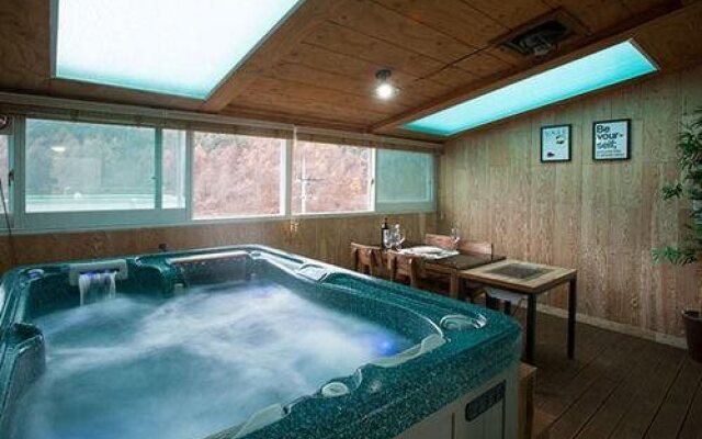 Gapyeong Claire Spa Pension