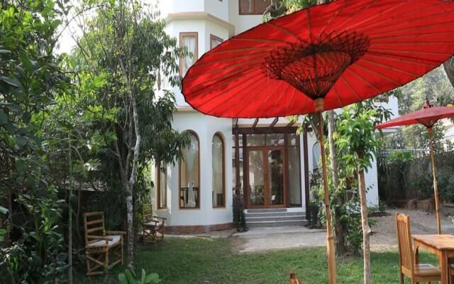 Mango Hill Inn