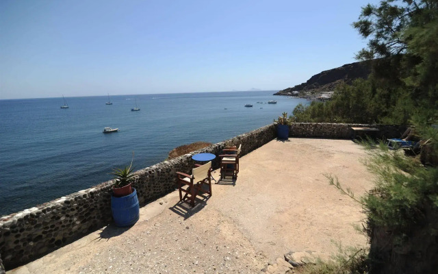 Hotel Akrotiri