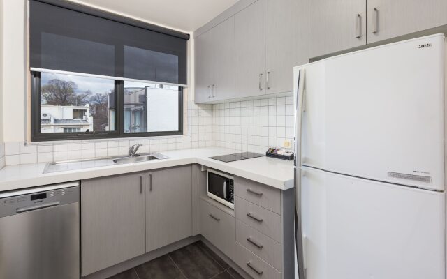 City Edge Serviced Apartments East Melbourne