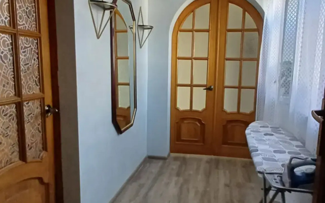 Уютный дворик на Толстого