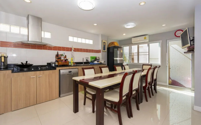 OYO 924 Baan Sanpluem By Na’mol