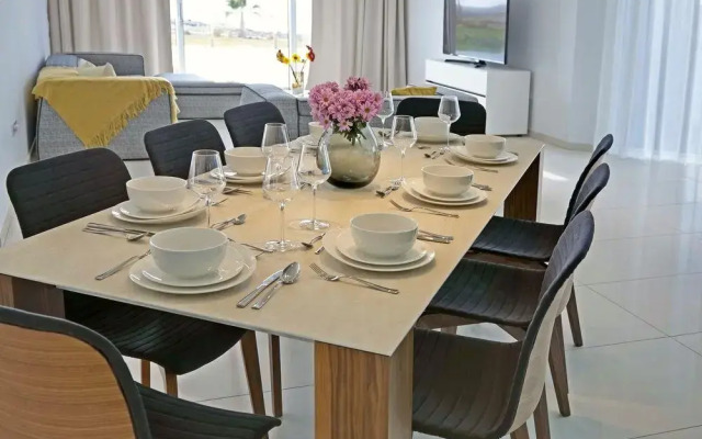 Vivo Mare Beachfront - Seaview Villas