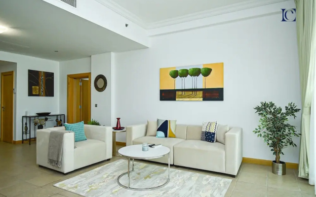 Palm Jumeirah's Spectacular Ocean-View Apartment - NBT