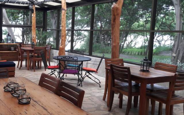 Xalli Beach Hotel