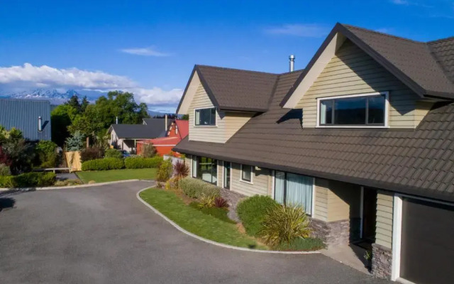 Manuka Lodge B&B