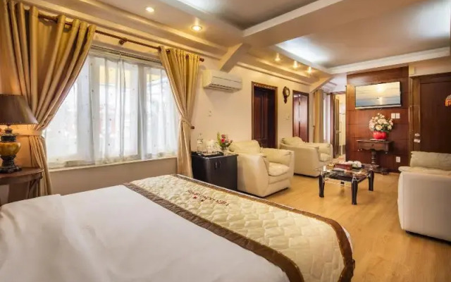 Vien Dong 3 Hotel- Phu My Hung