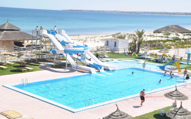 Hotel Neptunia Skanes