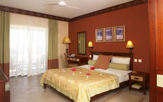 Pointe Venus Hotel