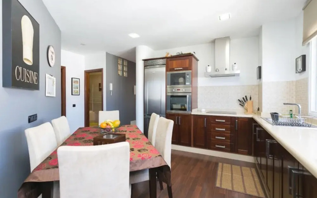 Live Las Aguas House