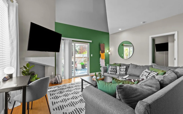 West End Whimsy | JZ Vacation Rentals