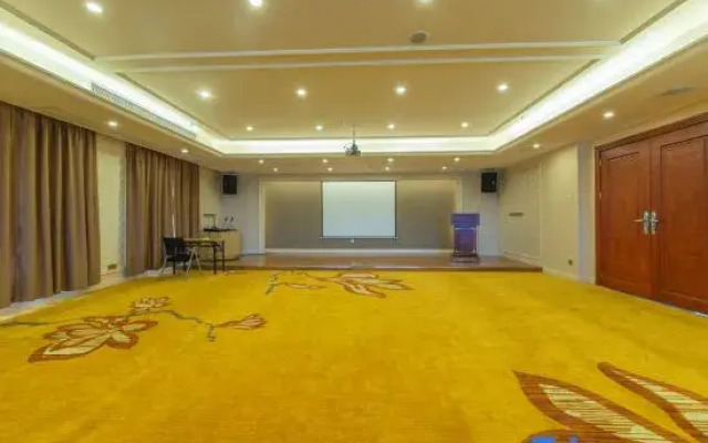 Vienna International Hotel (Xinxing new city square)