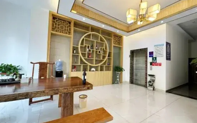 Mengzi Huiya Hotel (Xintiandi Pedestrian Street)
