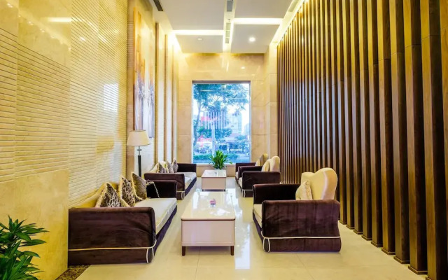 OYO 122 GIC Land Hotel