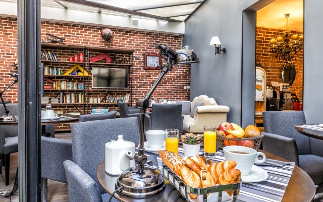 Atelier Montparnasse Hotel