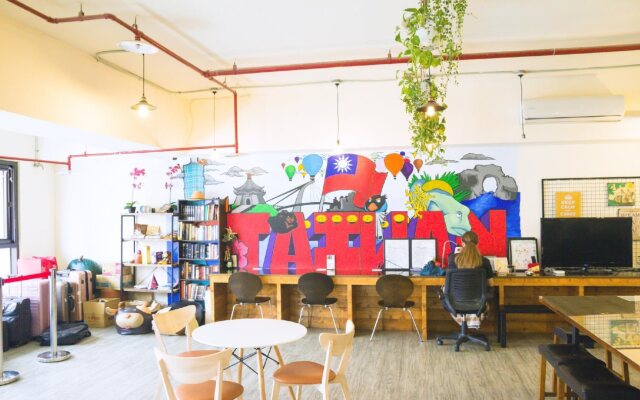 Starbox Hostel