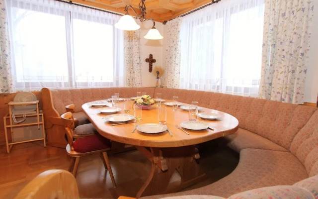 Chalet With Sauna in Piesendorf Near ski Area
