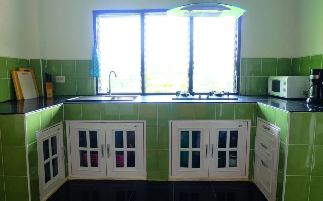 Villa Franjipani Maerim