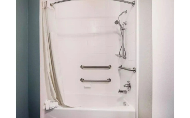 Sleep Inn & Suites Longview North