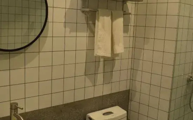 Feiyang Business Hotel