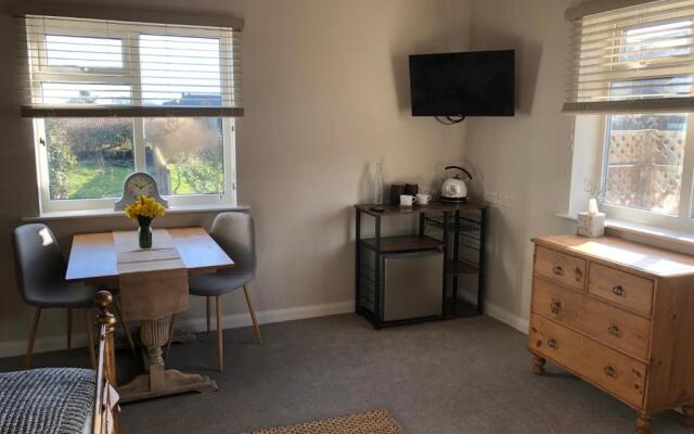 White House Farm - Beautiful Self Contained Courtyard Rooms