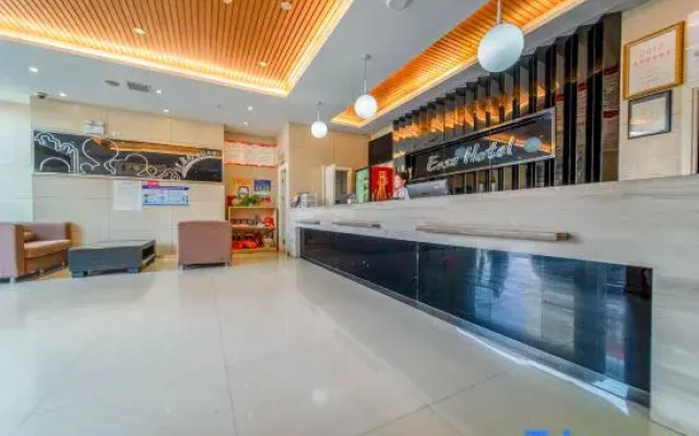 MengDao Holiday Hotel(Yichang China Three Gorges University)