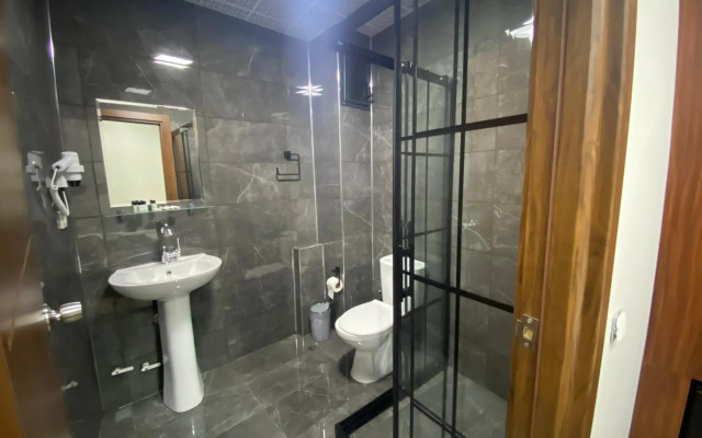 Grand Oral Hotel