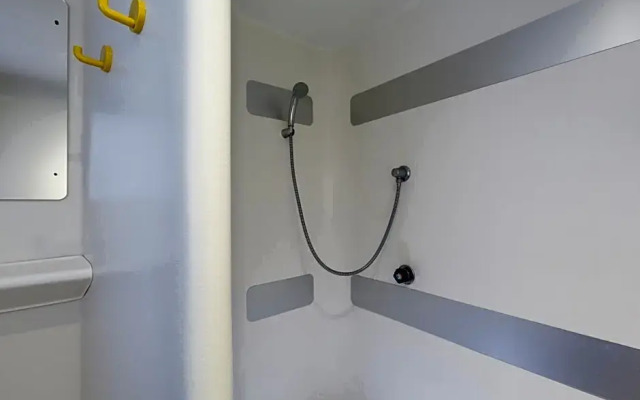 hotelF1 Calais Coquelles