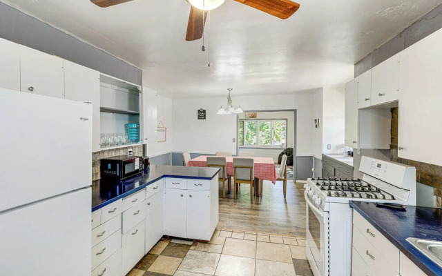 Quaint Family Retreat in Fairbury!