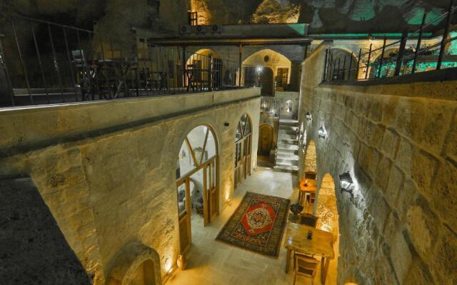 Oread Cave Suites