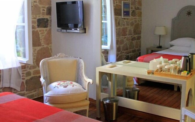 Cunda Lena Otel